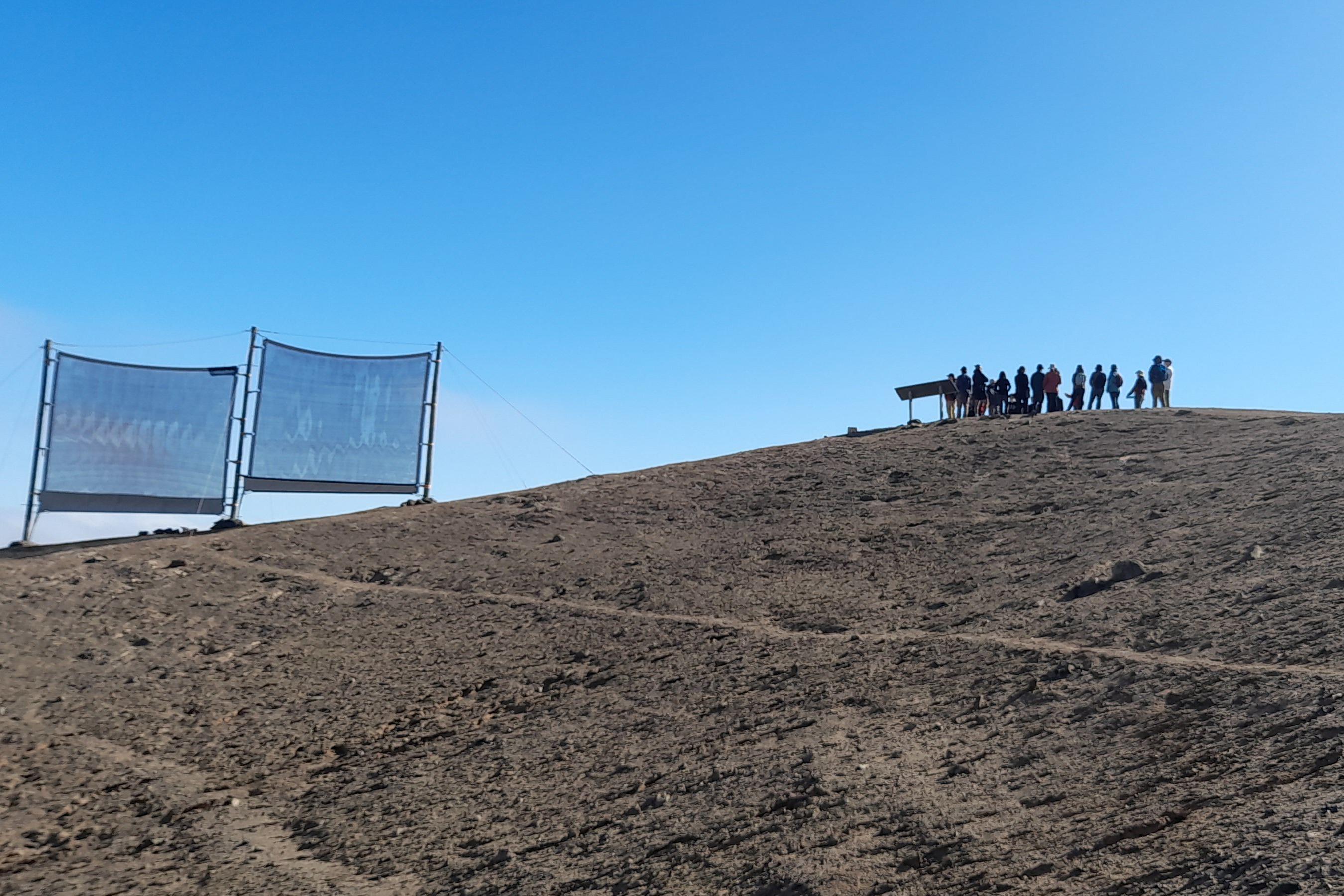 Atrapanieblas en el Desierto de Atacama