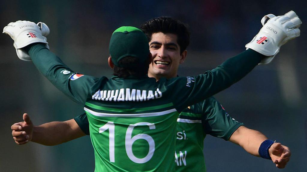 نسیم شاہ