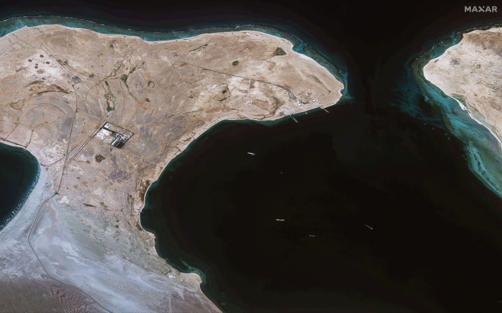 نظرة عامة على صور الأقمار الصناعية قبالة جنوب البحر الأحمر بالقرب من الحديدة باليمن تظهر أحد السفن المحتجزة مؤخراً