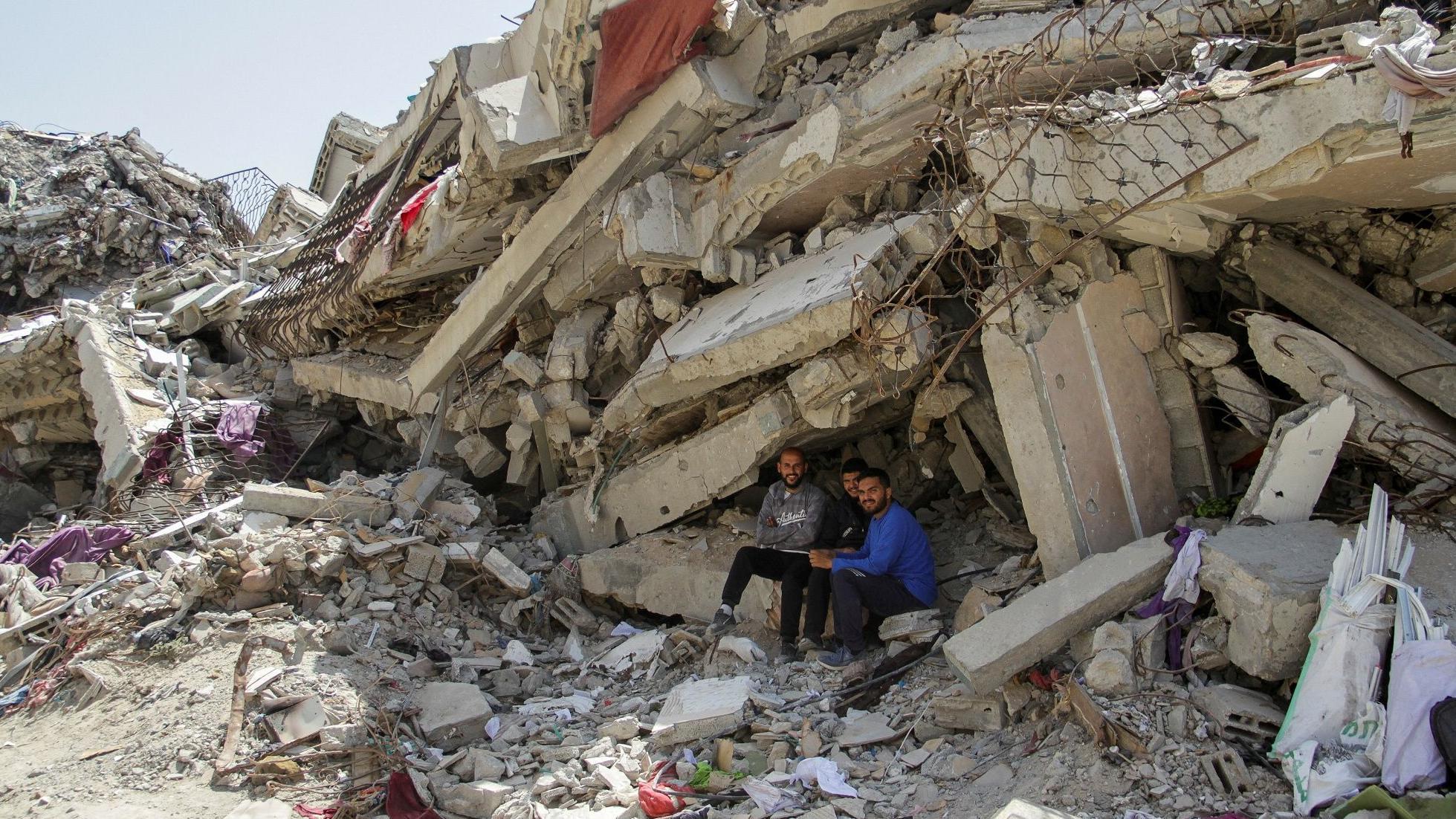 تدمير مفجع في غزة