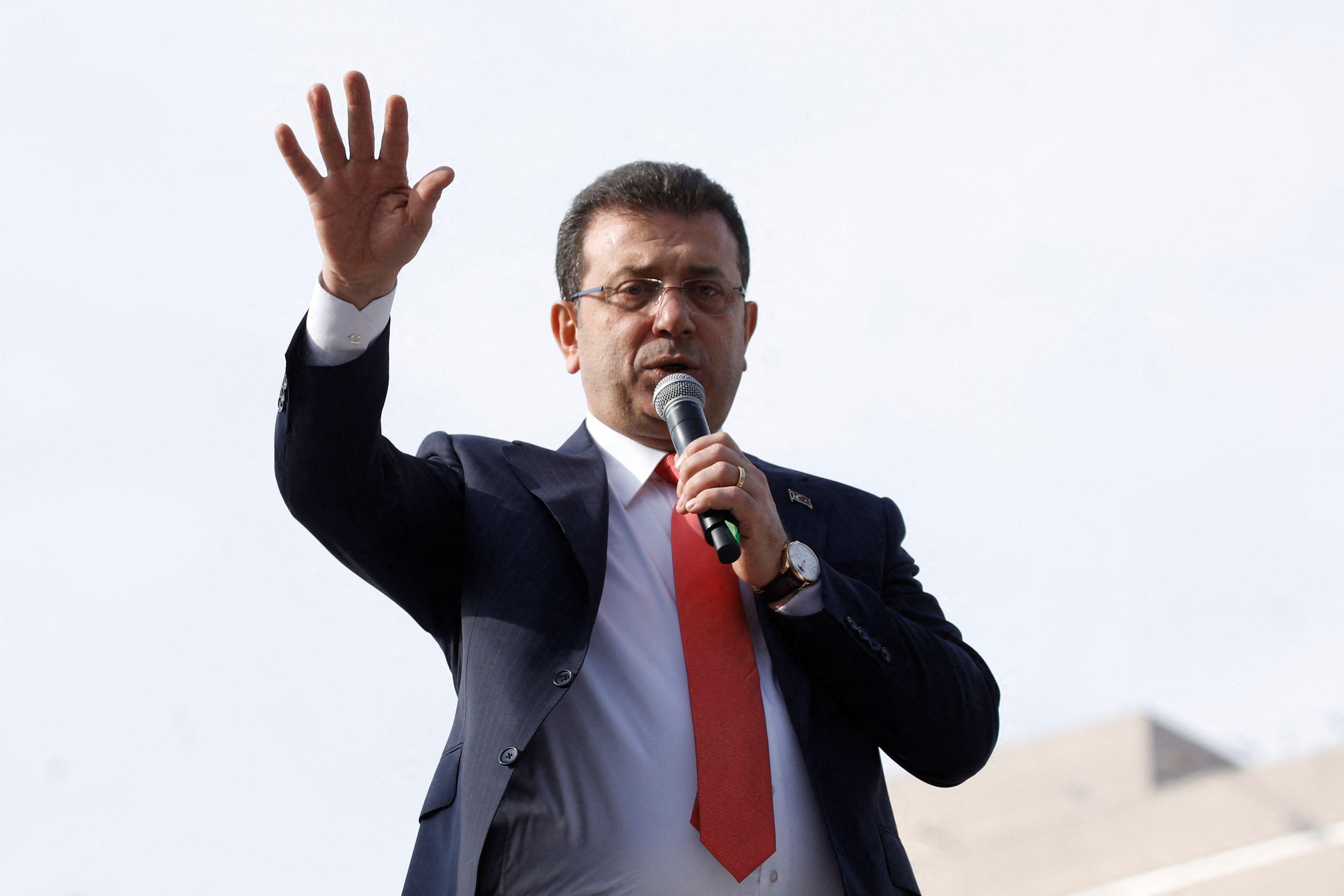 Imamoglu en un mitin en enero.