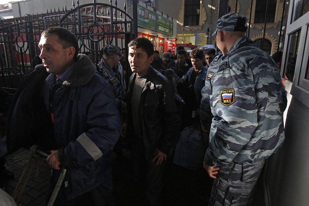 تزايد العنف ضد العمال من آسيا الوسطى بعد هجوم موسكو
