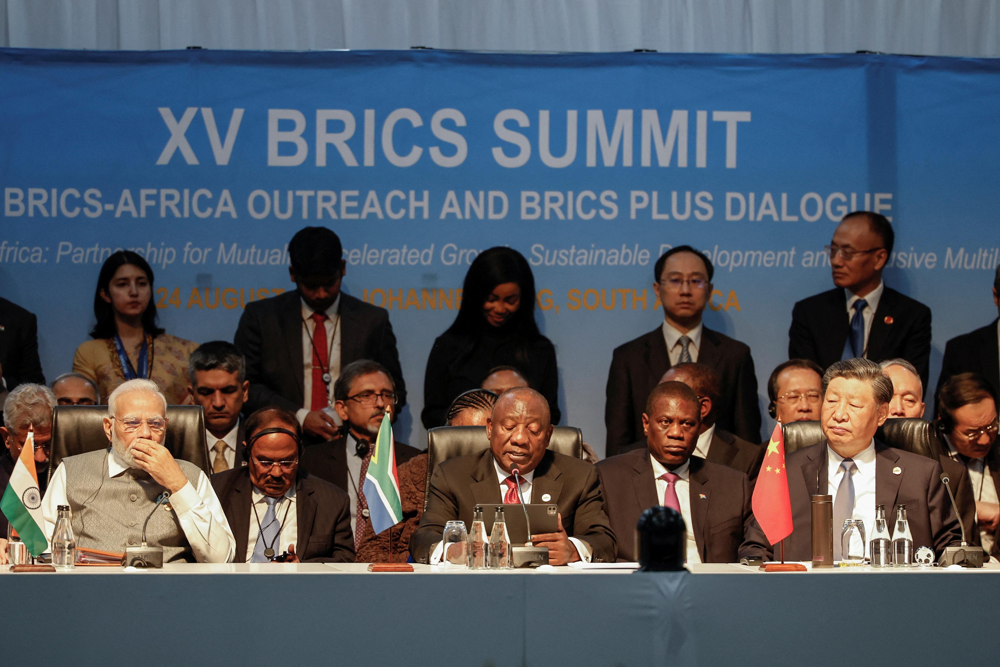صورة لقادة دول أعضاء بريكس