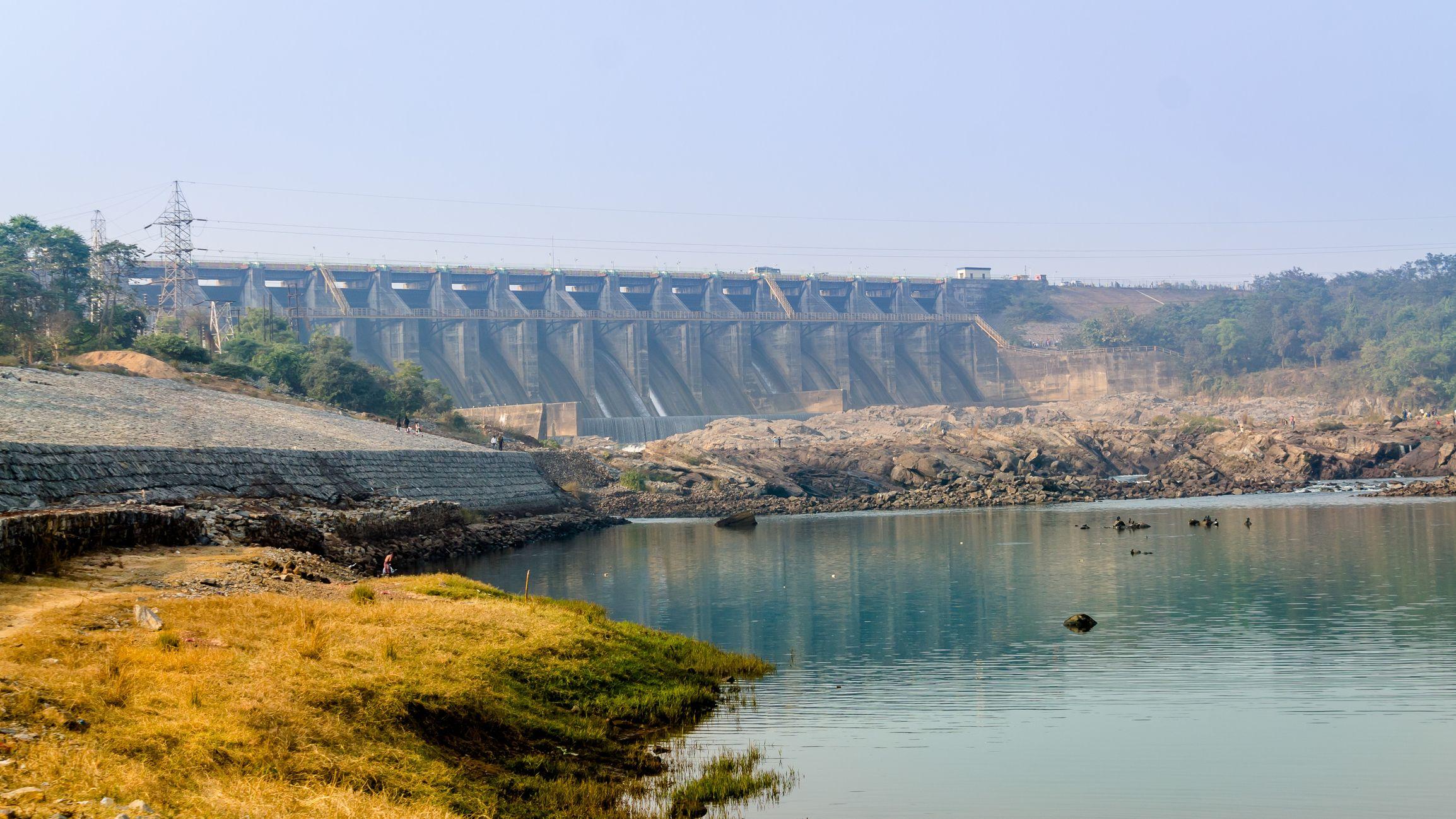Vista de la represa india de Panchet