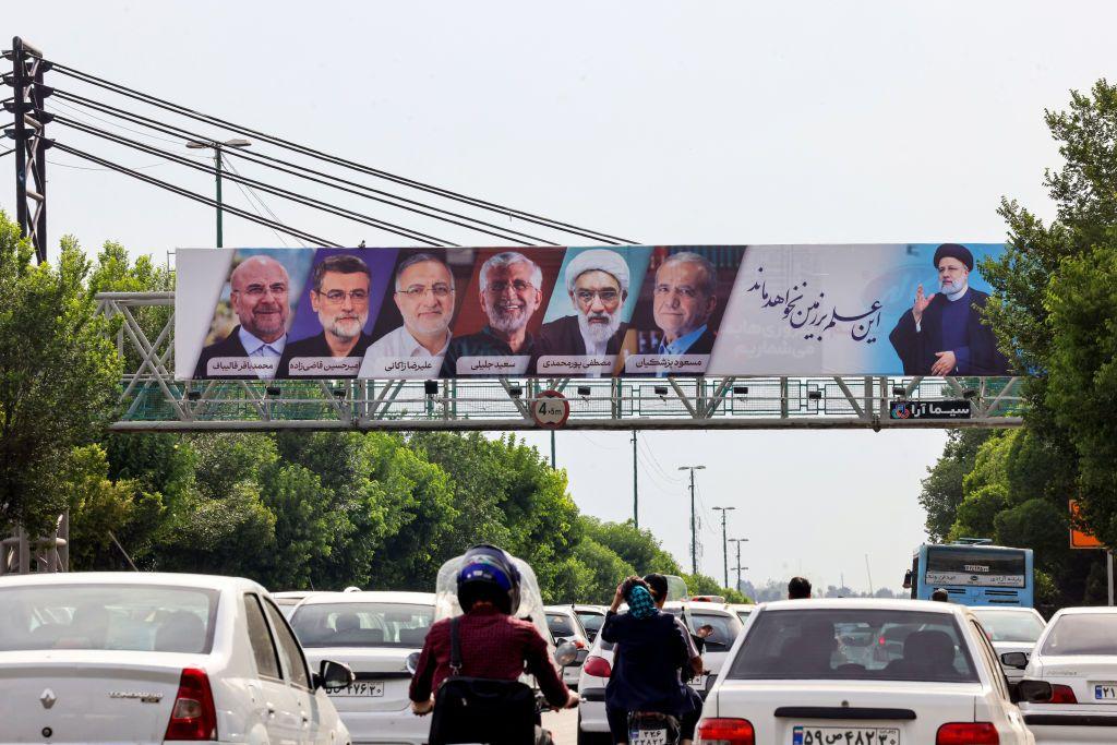 نقطة حوار: هل تؤثر نتيجة الانتخابات الرئاسية الإيرانية على السياسة الداخلية والخارجية للبلاد؟