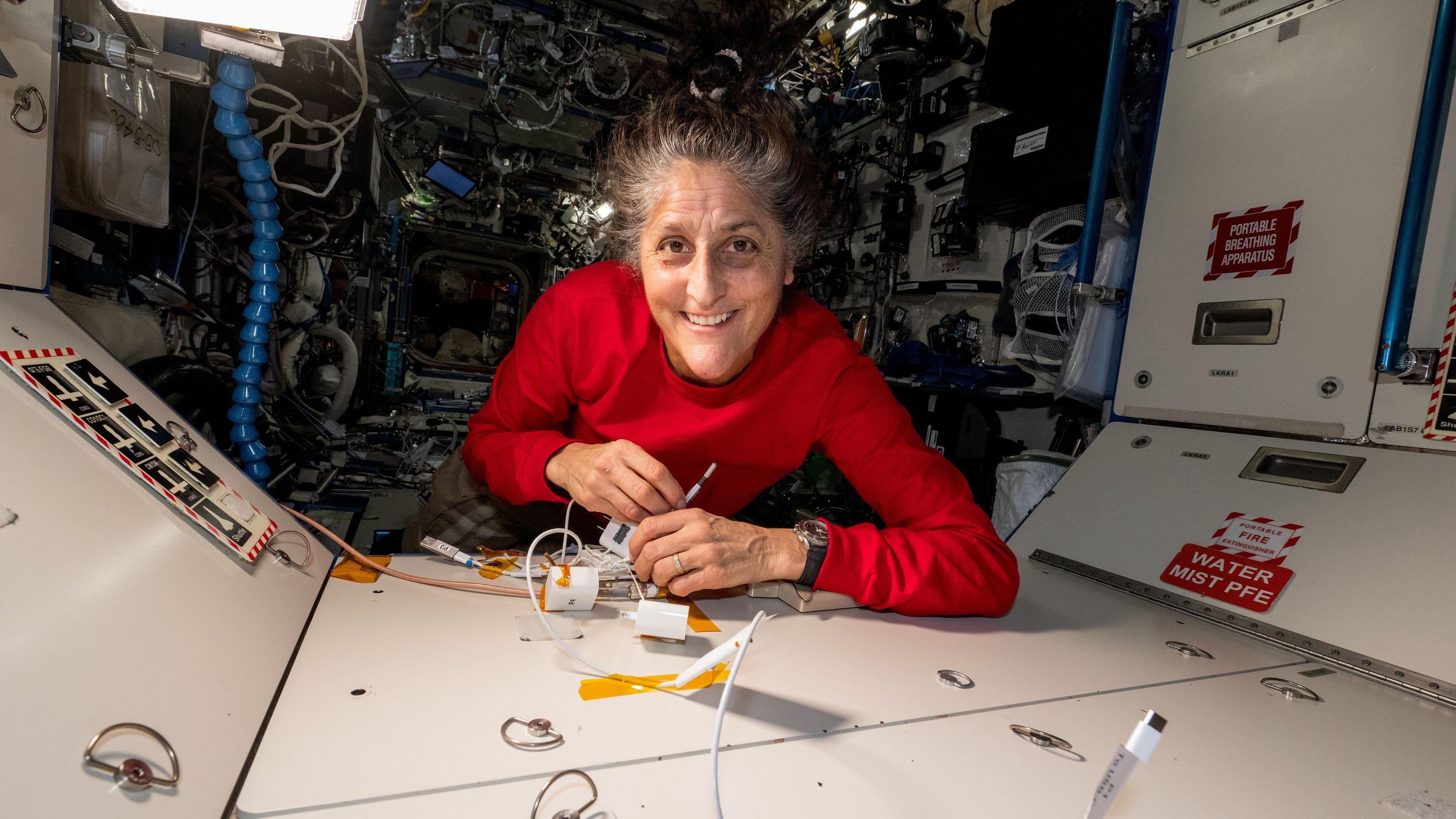 La astronauta Suni Williams en la Estación Espacial Internacional.