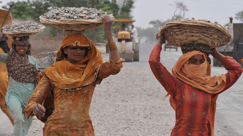 پاکستانی محنت کش خواتین