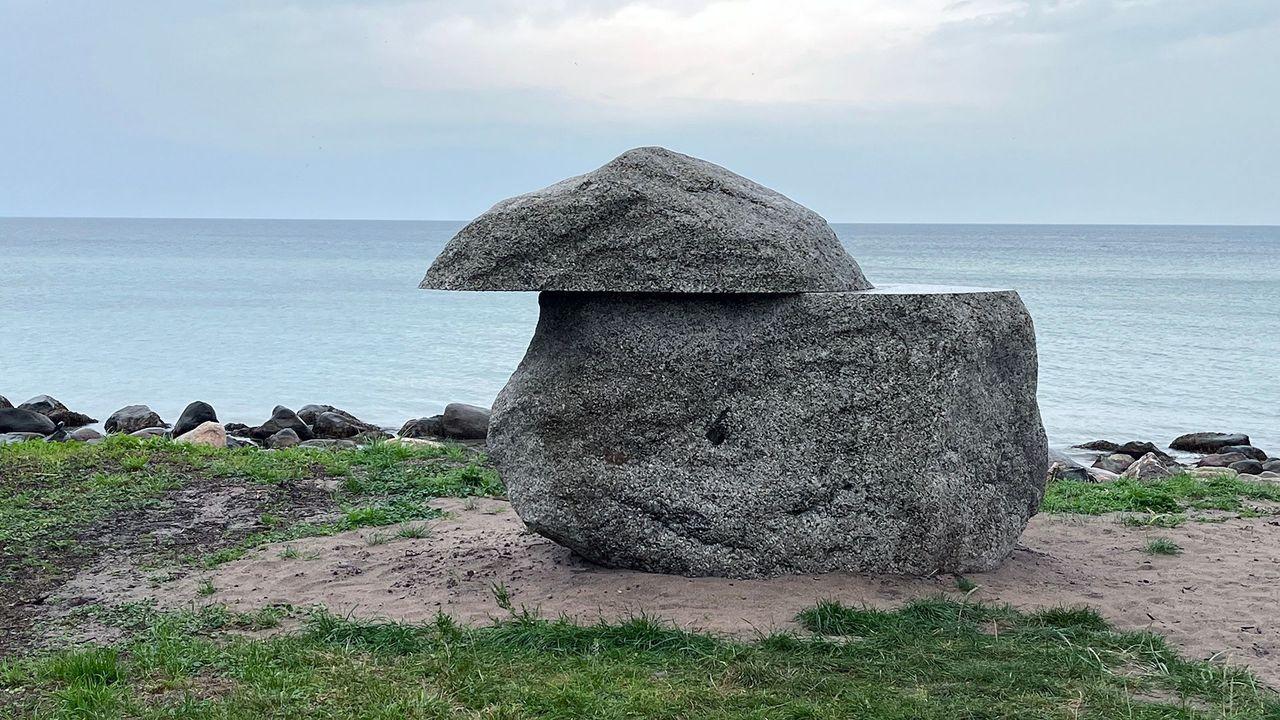 piedra conmemorativa