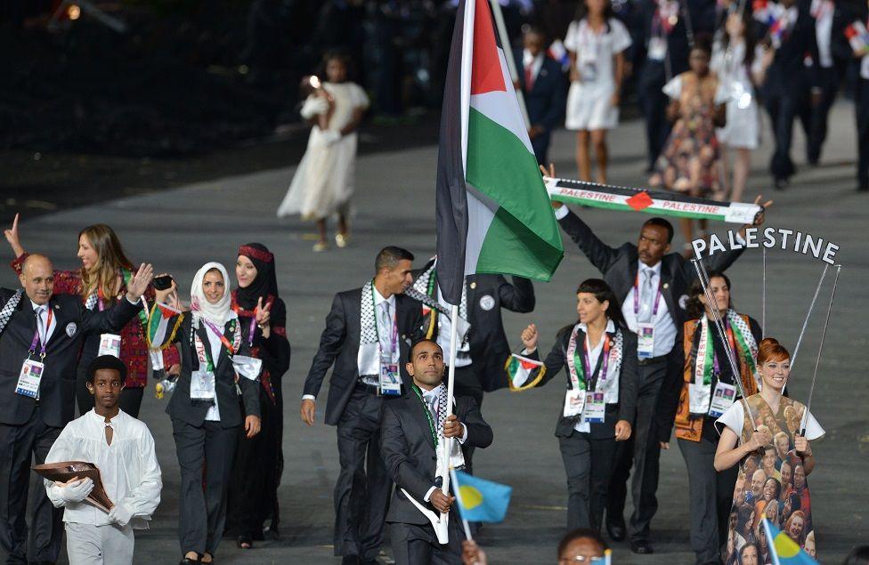 Delegación palestina en el desfile de la inauguración
