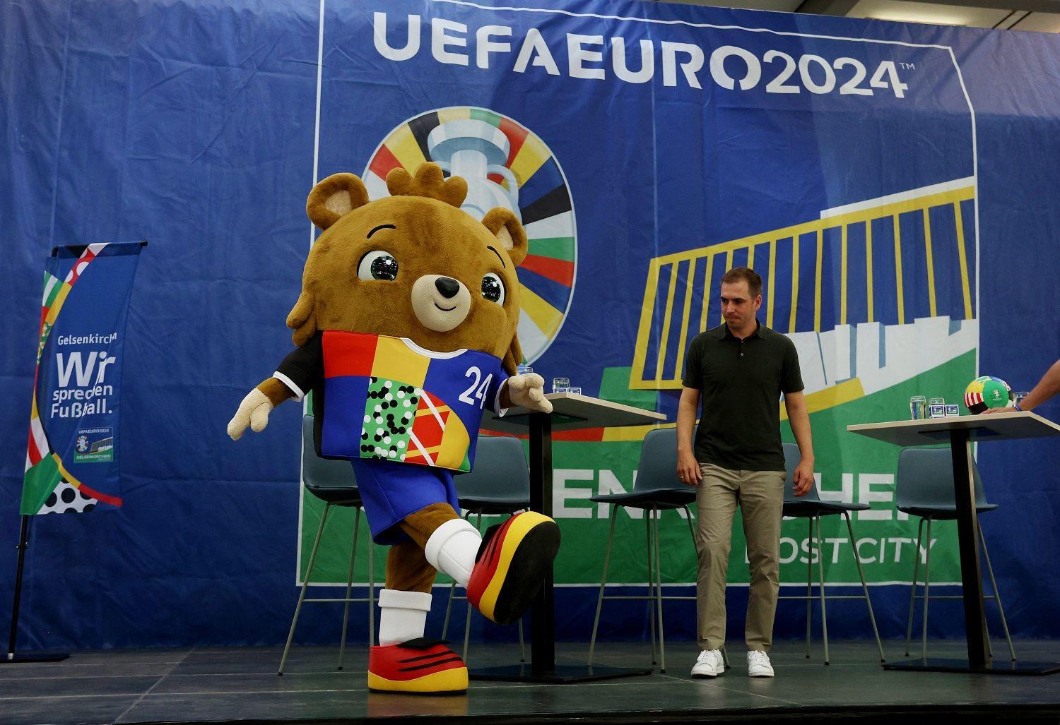 قائد منتخب ألمانيا الفائز بكأس العالم 2014 ومدير كأس أوروبا 2024