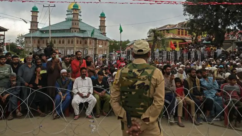 عمر عبداللہ کی جماعت جموں و کشمیر نیشنل کانفرنس کی ریلی