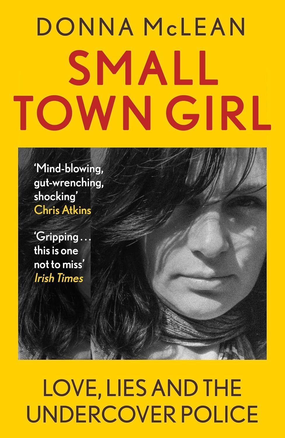 Capa amarela de livro em inglês, com título Small Town Girl, escrito por Donna McLean