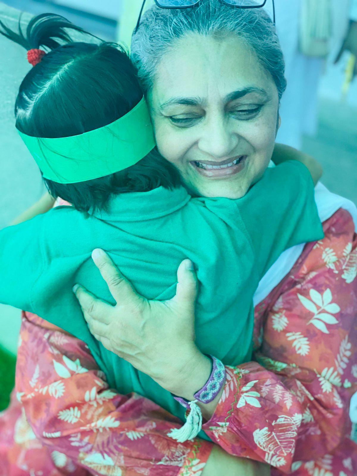 سبینا کھتری اس سکول کو ایک تحفہ سمجھتی ہیں جو ایک ماں کا دوسری ماں کے لیے ہے۔