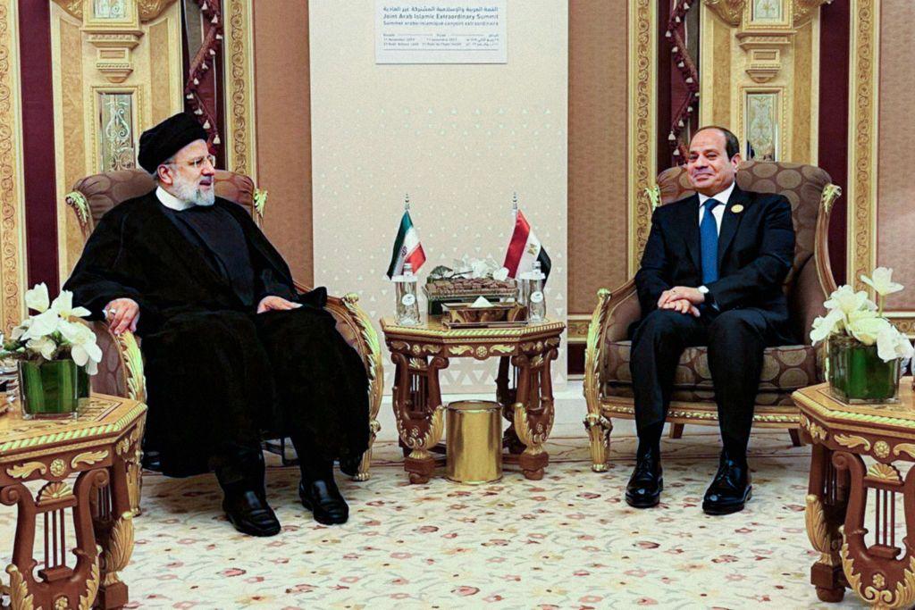 العلاقات المصرية الإيرانية: من مصاهرة بين عائلتين حاكمتين إلى اتهامات متبادلة ثم مساع للتقارب