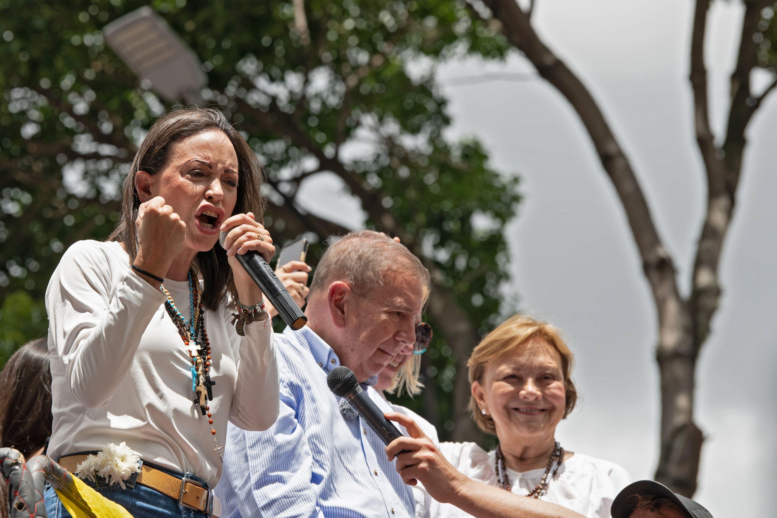 María Corina Machado y Edmundo González, en un mitin de campaña. 