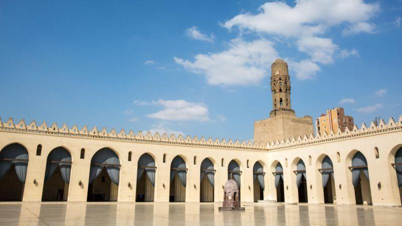 الحاکم