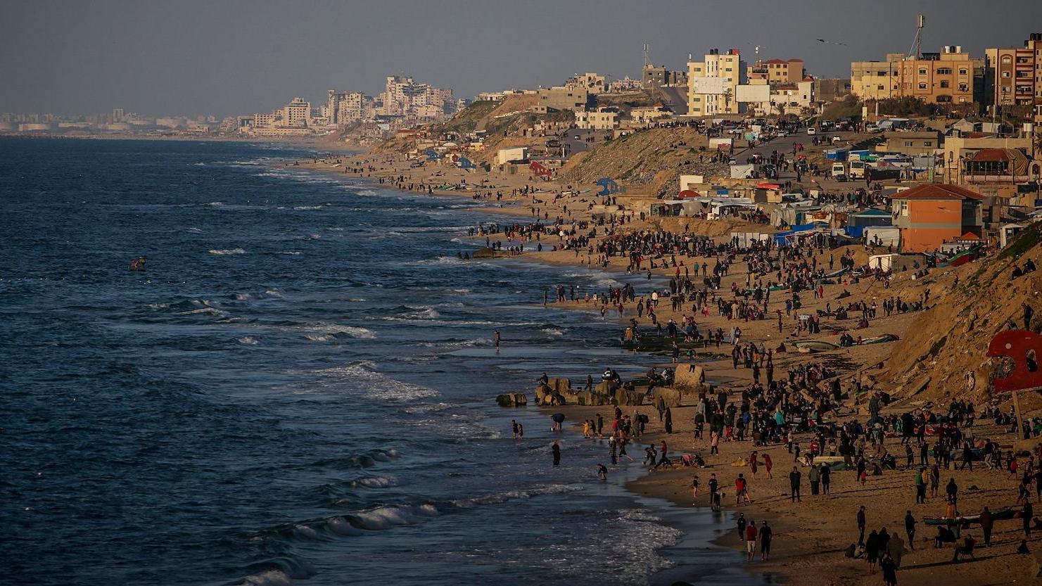 شاطئ قطاع غزة