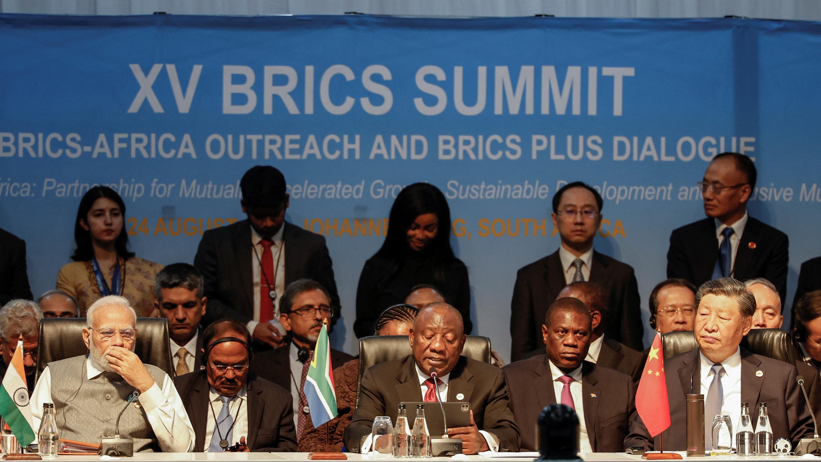 صورة لقادة دول أعضاء بريكس