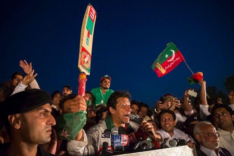 بلا، عمران خان
