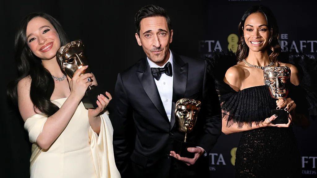 Miki Medison, Ejdrijen Brodi i Zoe Saldanja drže njihove BAFTA nagrade