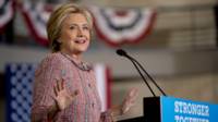 Bà Hillary Clinton