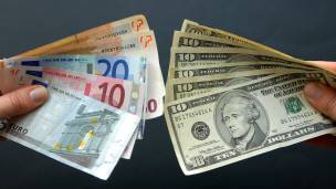Dólares y euros