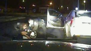 Golpiza policial en Michigan