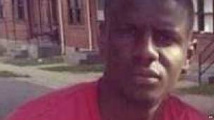 freddie gray, toque de queda