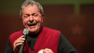 Lula da Silva durante un discurso en 2012 en el que lloró tras la acusación de corrupción en su contra.