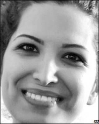عشا مومنی