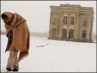 مرد افغان در زمستان