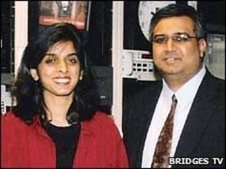 Aasiya Hassan e seu marido, Muzzammil Hassan (foto Bridges TV)