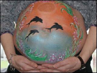 Barriga de grávida pintada
