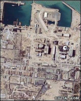 Imagem de satélite da usina de Bushehr, feita em 2004 (arquivo)