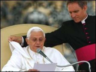 Giáo hoàng Benedict XVI