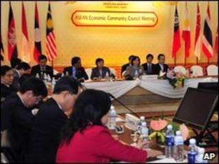 Họp Asean