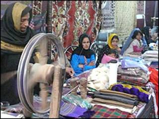 نمایشگاه صنایع دستی زنان