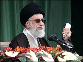 آیت الله خامنه ای رهبر ایران