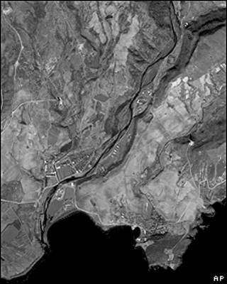 Imagen aérea de una base de lanzamiento.