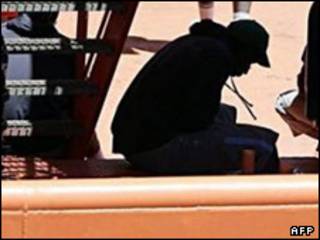 یکی از مسافران قایق
