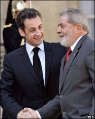 Lula e Sarkozy em Paris