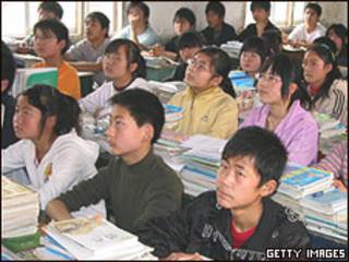 Escola na China (arquivo)