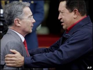 Álvaro Uribe - Hugo Chávez