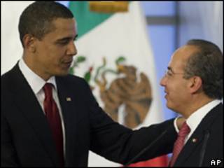 O presidente dos Estados Unidos, Barack Obama, e seu colega mexicano, Felipe Calderón, durante encontro nesta quinta-feira (AFP)