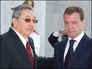 Raúl Castro y Dmitry Medvedev (Foto: Raquel Pérez)