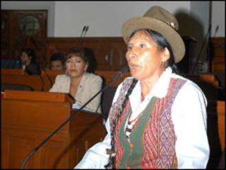 Hilaria Supa, congresista peruana