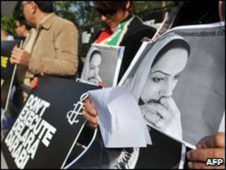 Protesto em Londres em abril contra execução de Darabi