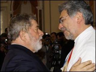 O presidente Luiz Inácio Lula da Silva e seu colega paraguaio, Fernando Lugo (Foto: Ricardo Stuckert/PR, 15/8/2008)
