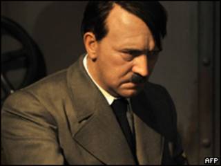Estátua de cera de Hitler exposta em Berlim (AFP)