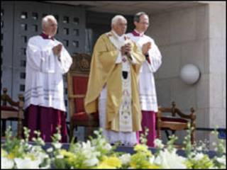 papa celebra msisa na Praça da Manjedoura